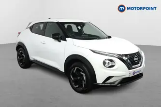 Nissan Juke N-Connecta Automatic Petrol SUV - Stock Number (1508134) - Drivers side front corner