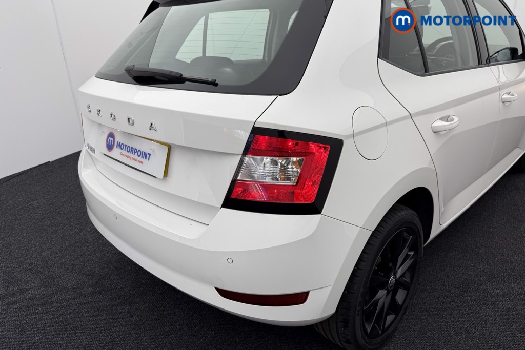 Skoda Fabia Colour Edition Manual Petrol Hatchback - Stock Number (1514426) - 23rd supplementary image