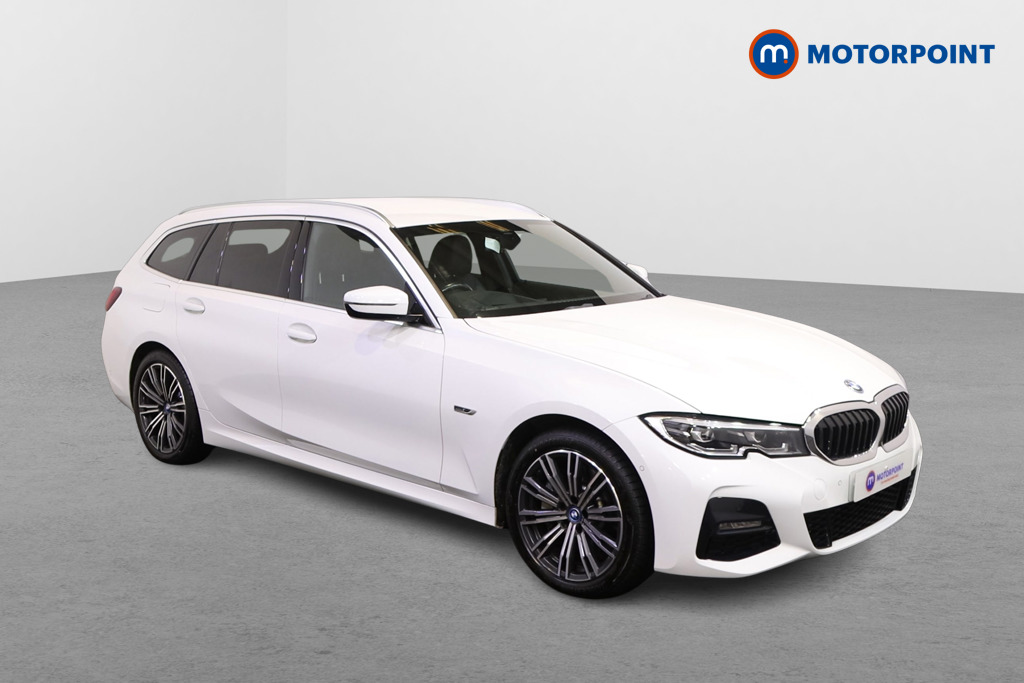 BMW 3 Series M Sport Automatic Petrol Plug-In Hybrid Estate - Stock Number (1514495) - Drivers side front corner