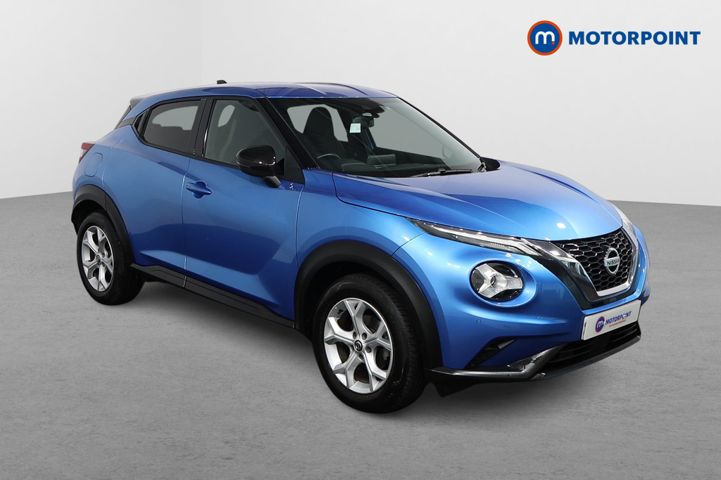 Nissan Juke N-Connecta Manual Petrol SUV - Stock Number (1515323) - Drivers side front corner