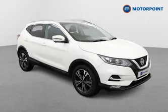 Nissan Qashqai N-Connecta Manual Petrol SUV - Stock Number (1488601) - Drivers side front corner