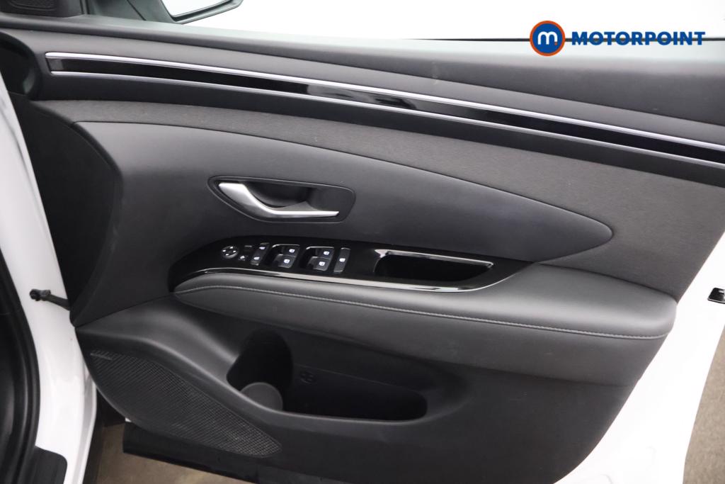 Hyundai Tucson Premium Manual Petrol SUV - Stock Number (1511863) - 10th supplementary image