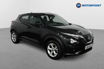 Nissan Juke N-Connecta Manual Petrol SUV - Stock Number (1513932) - Drivers side front corner