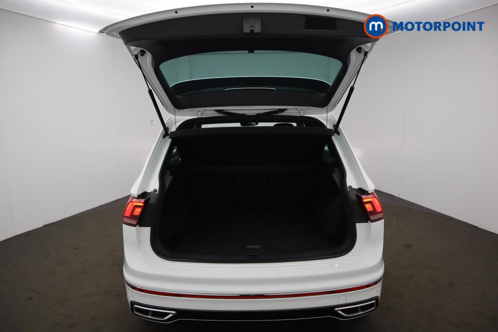 Volkswagen Tiguan R-Line Automatic Petrol SUV - Stock Number (1517078) - 13th supplementary image