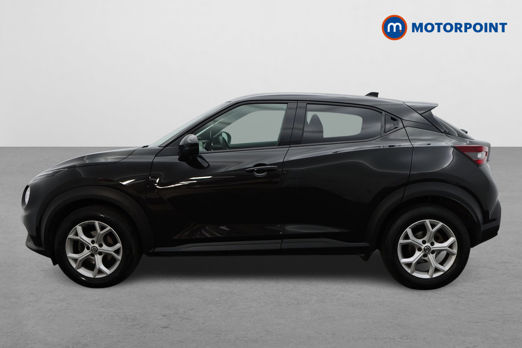 Nissan Juke N-Connecta Automatic Petrol SUV - Stock Number (1500055) - Passenger side