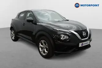 Nissan Juke N-Connecta Manual Petrol SUV - Stock Number (1502928) - Drivers side front corner