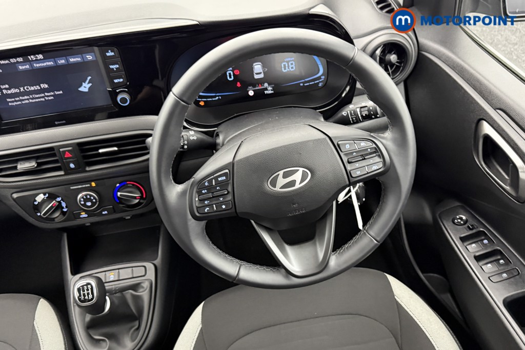 Hyundai I10 Advance Manual Petrol Hatchback - Stock Number (1511910) - 1st supplementary image