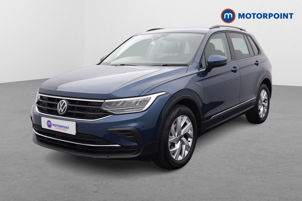 Volkswagen Tiguan Life Manual Diesel SUV - Stock Number (1516426) - Passenger side front corner