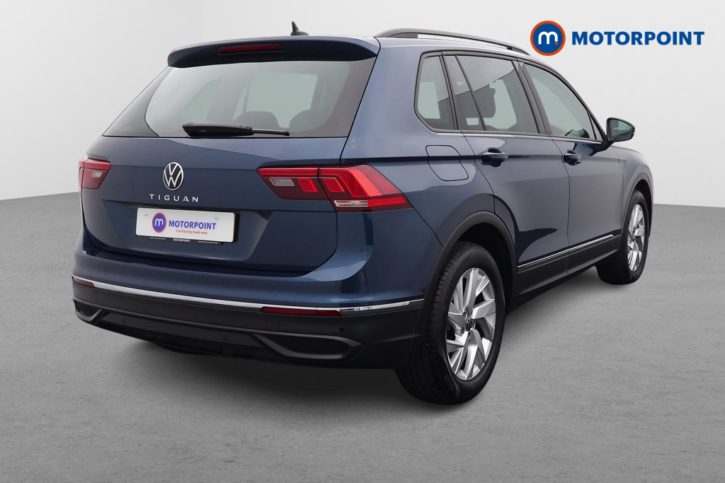 Volkswagen Tiguan Life Manual Diesel SUV - Stock Number (1516426) - Drivers side rear corner