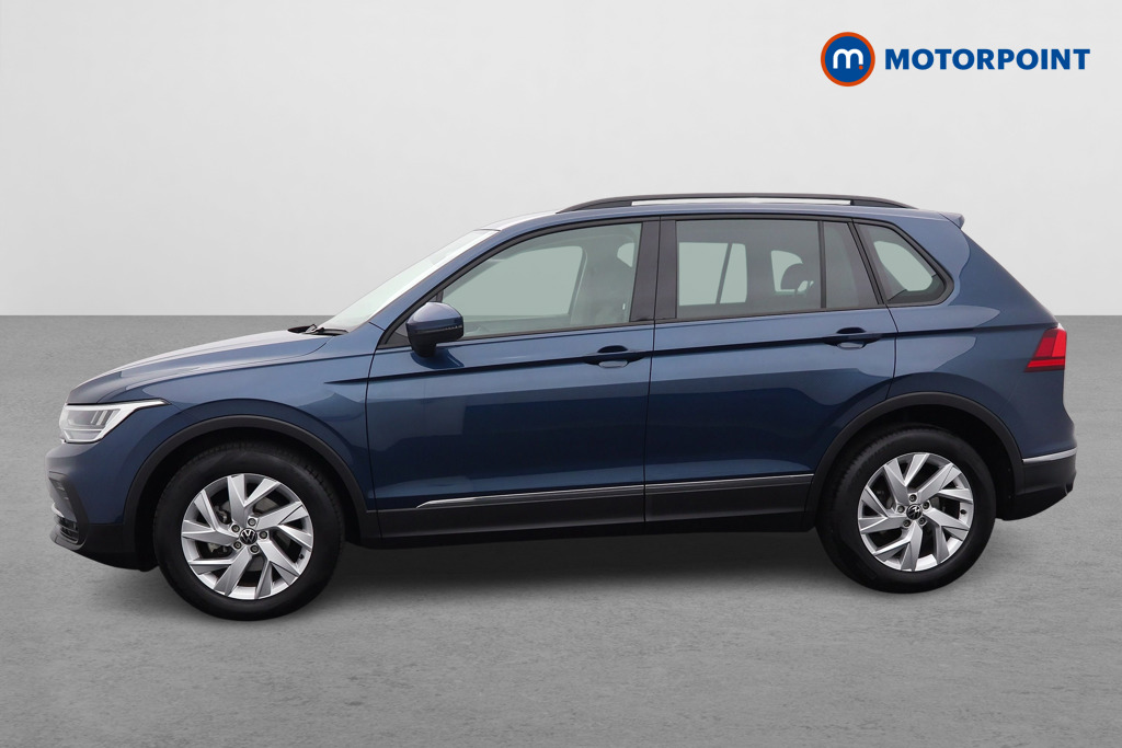 Volkswagen Tiguan Life Manual Diesel SUV - Stock Number (1516426) - Passenger side