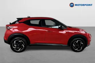 Nissan Juke N-Connecta Manual Petrol SUV - Stock Number (1517646) - Drivers side