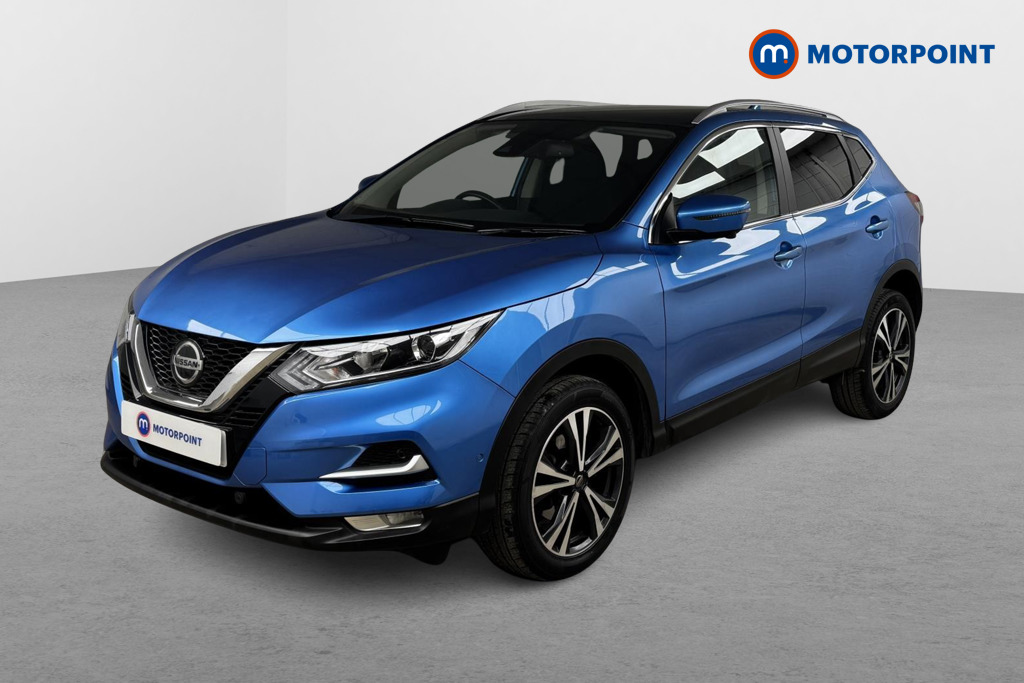 Nissan Qashqai N-Connecta Manual Petrol SUV - Stock Number (1516955) - Passenger side front corner