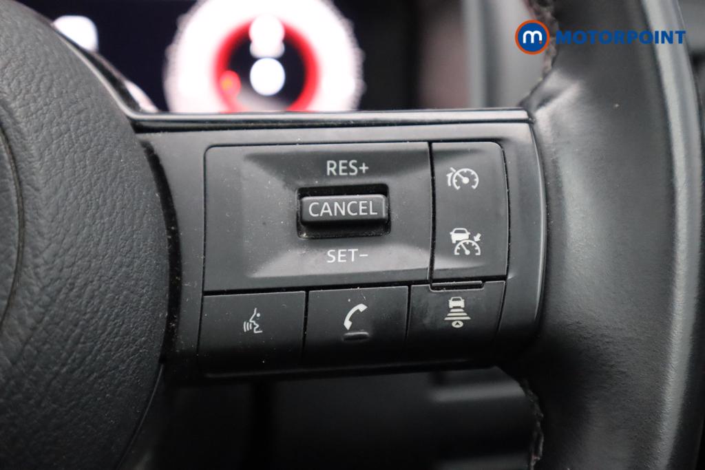 Nissan Qashqai N-Connecta Manual Petrol SUV - Stock Number (1509812) - 8th supplementary image