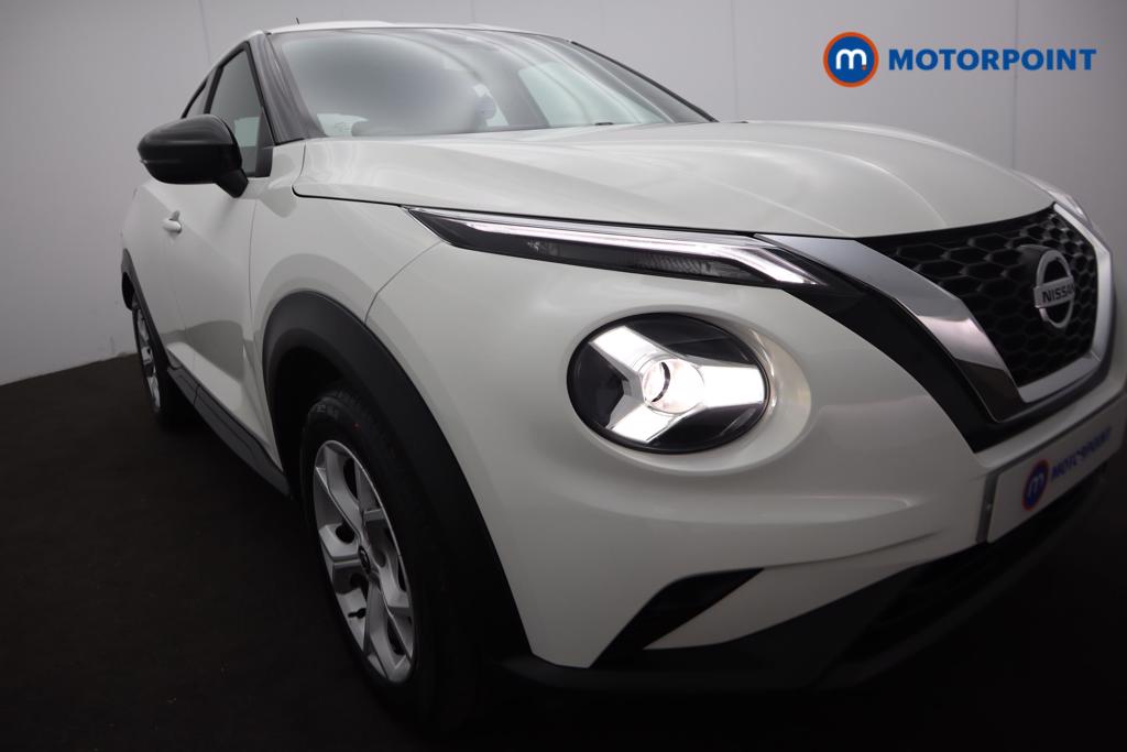 Nissan Juke Acenta Automatic Petrol SUV - Stock Number (1509847) - 23rd supplementary image