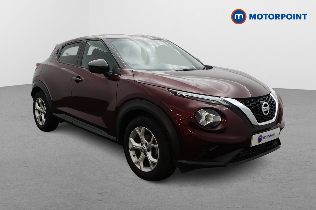 Nissan Juke N-Connecta Manual Petrol SUV - Stock Number (1512814) - Drivers side front corner