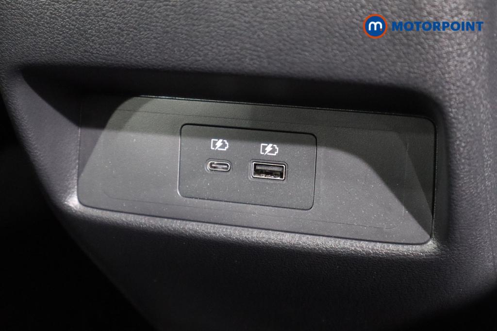 Nissan Qashqai N-Connecta Manual Petrol SUV - Stock Number (1517350) - 13th supplementary image