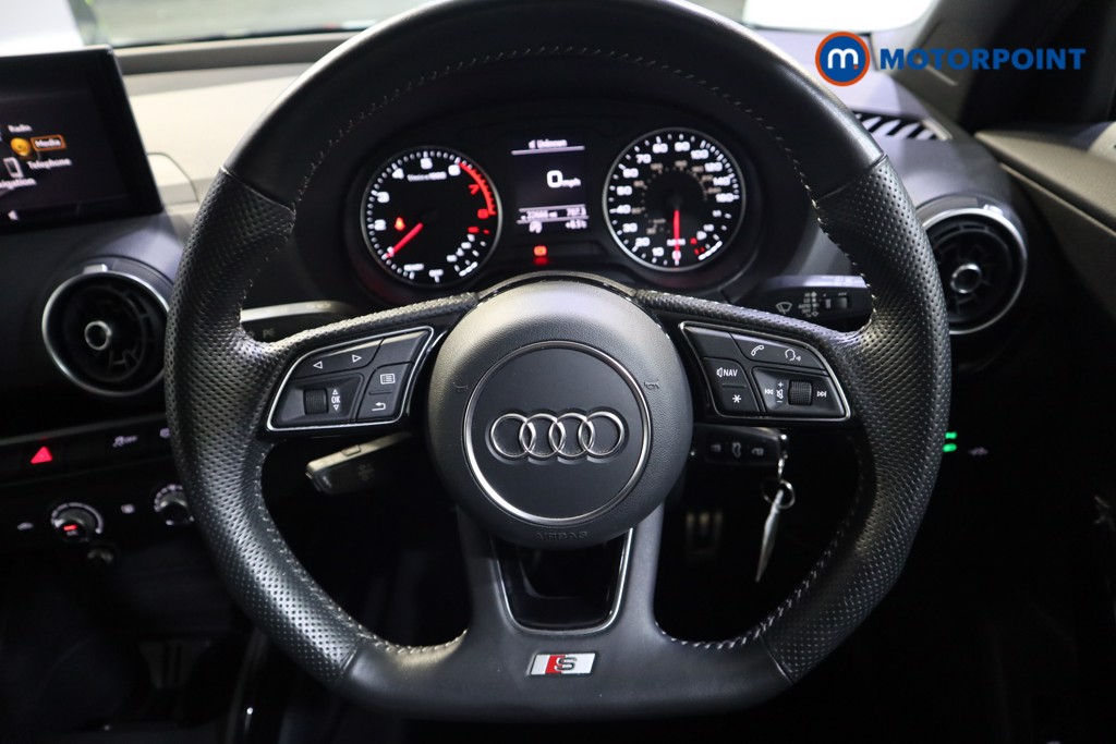 Audi Q2 Black Edition Manual Petrol SUV - Stock Number (1518717) - 2nd supplementary image