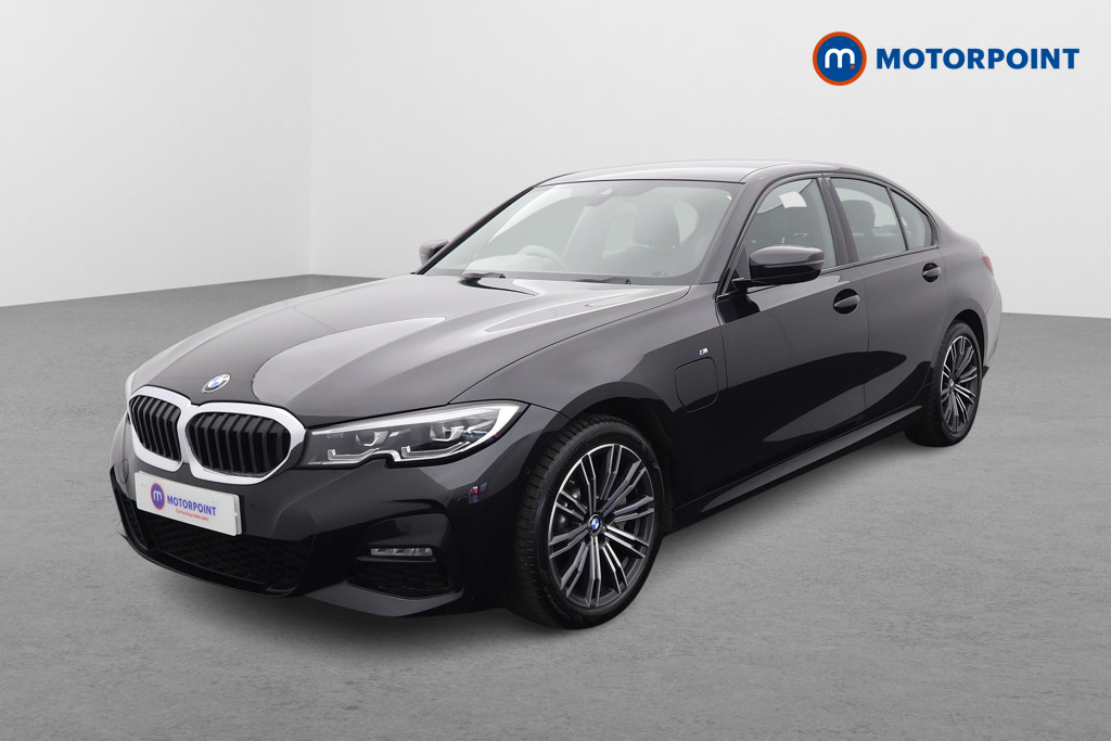 BMW 3 Series M Sport Automatic Petrol Plug-In Hybrid Saloon - Stock Number (1516404) - Passenger side front corner