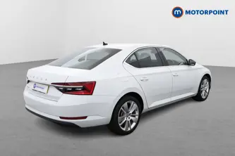 Skoda Superb Se L Automatic Petrol Hatchback - Stock Number (1517656) - Drivers side rear corner