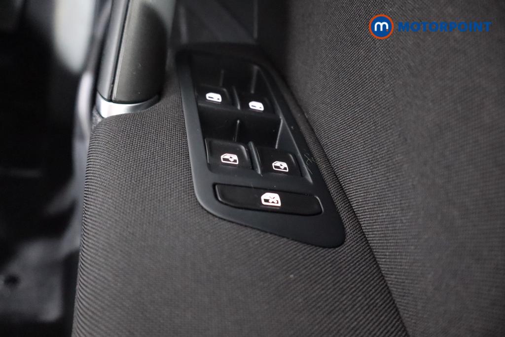 Volkswagen Golf Match Edition Manual Petrol Hatchback - Stock Number (1518348) - 19th supplementary image
