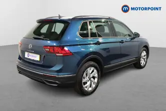 Volkswagen Tiguan Life Manual Petrol SUV - Stock Number (1516972) - Drivers side rear corner