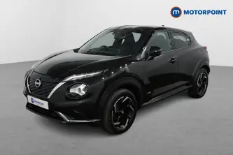 Nissan Juke N-Connecta Automatic Petrol-Electric Hybrid SUV - Stock Number (1516975) - Passenger side front corner