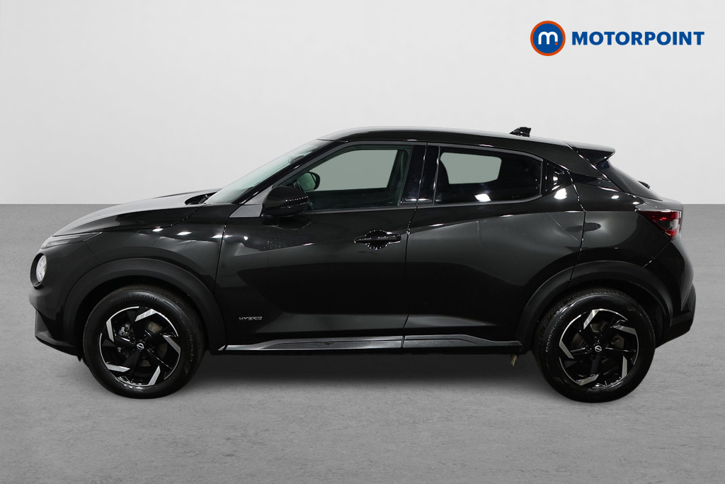 Nissan Juke N-Connecta Automatic Petrol-Electric Hybrid SUV - Stock Number (1516975) - Passenger side