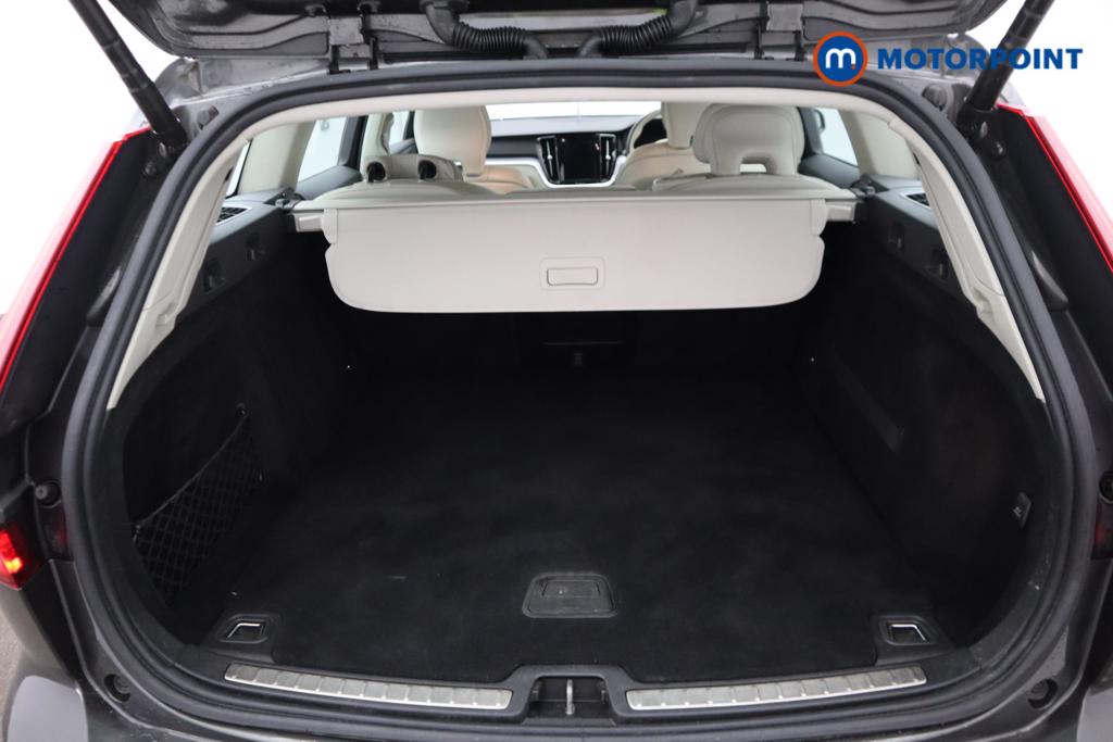 Volvo V60 Momentum Plus Automatic Petrol Estate - Stock Number (1511932) - 5th supplementary image