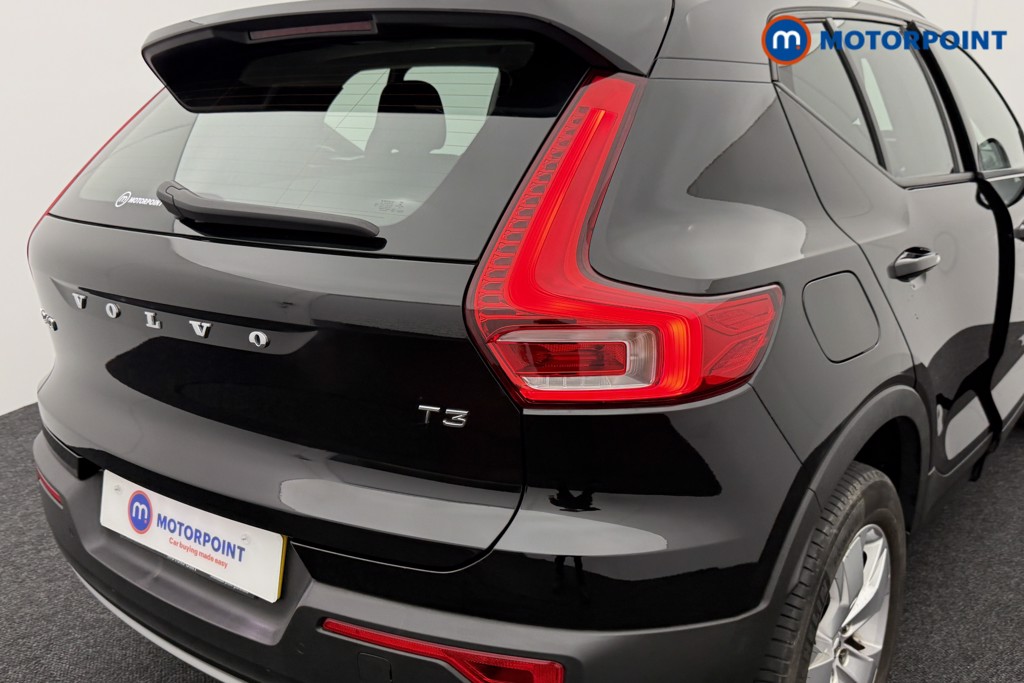 Volvo Xc40 Momentum Manual Petrol SUV - Stock Number (1514352) - 25th supplementary image