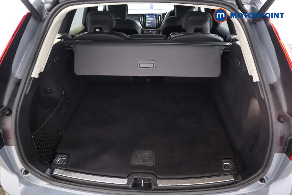 Volvo Xc60 Plus Automatic Diesel SUV - Stock Number (1517577) - 15th supplementary image