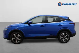 Nissan Qashqai N-Connecta Manual Petrol SUV - Stock Number (1517718) - Passenger side