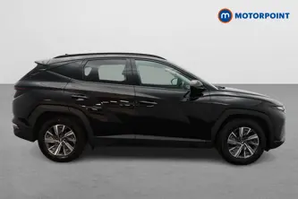 Hyundai Tucson Se Connect Manual Petrol SUV - Stock Number (1517886) - Drivers side