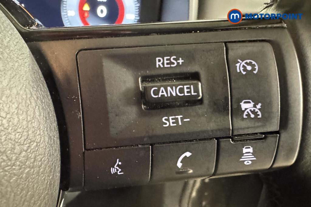 Nissan Qashqai N-Connecta Manual Petrol SUV - Stock Number (1518469) - 14th supplementary image