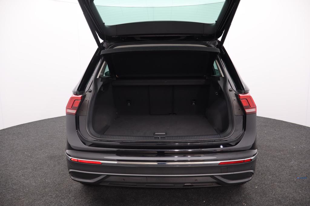 Volkswagen Tiguan Active Manual Petrol SUV - Stock Number (1520875) - 30th supplementary image