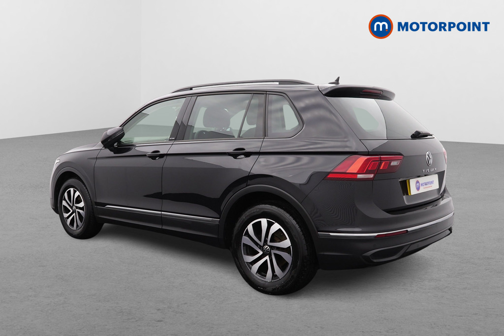 Volkswagen Tiguan Active Manual Petrol SUV - Stock Number (1520875) - Passenger side rear corner