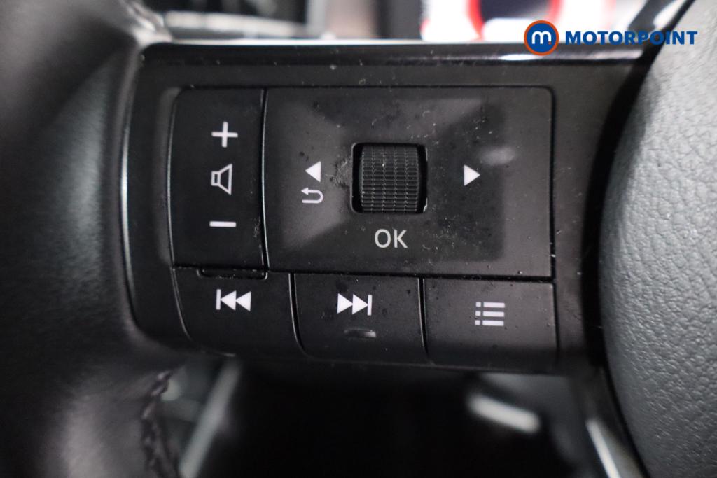 Nissan Qashqai N-Connecta Manual Petrol SUV - Stock Number (1516983) - 11th supplementary image