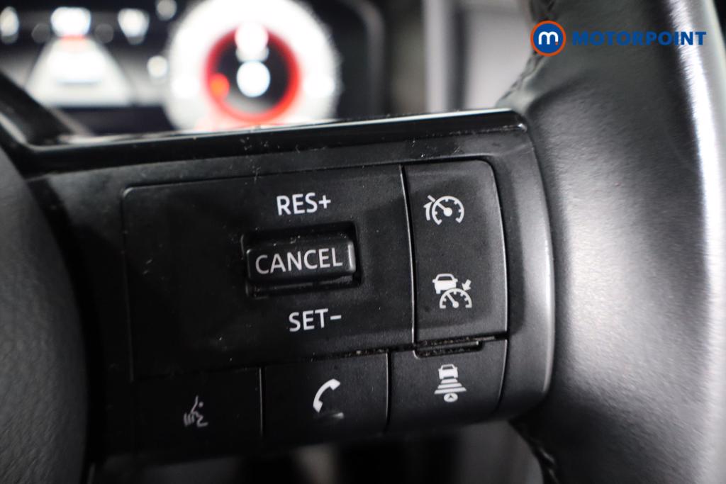 Nissan Qashqai N-Connecta Manual Petrol SUV - Stock Number (1516983) - 12th supplementary image