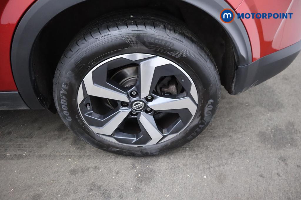 Nissan Qashqai N-Connecta Manual Petrol SUV - Stock Number (1517722) - 23rd supplementary image