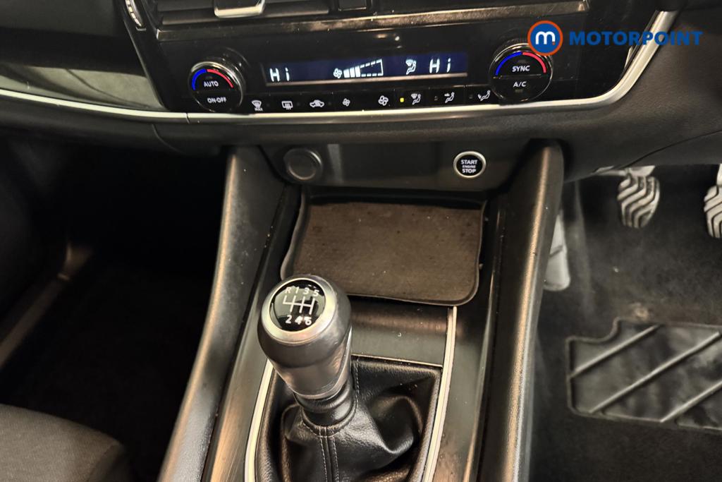 Nissan Qashqai N-Connecta Manual Petrol SUV - Stock Number (1518471) - 11th supplementary image