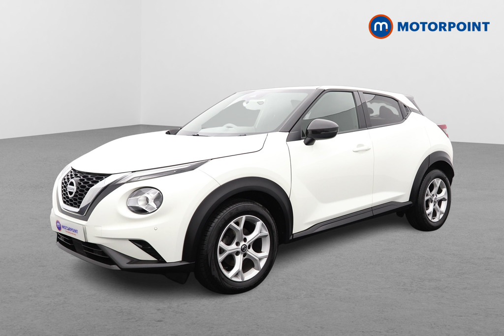 Nissan Juke N-Connecta Automatic Petrol SUV - Stock Number (1519915) - Passenger side front corner