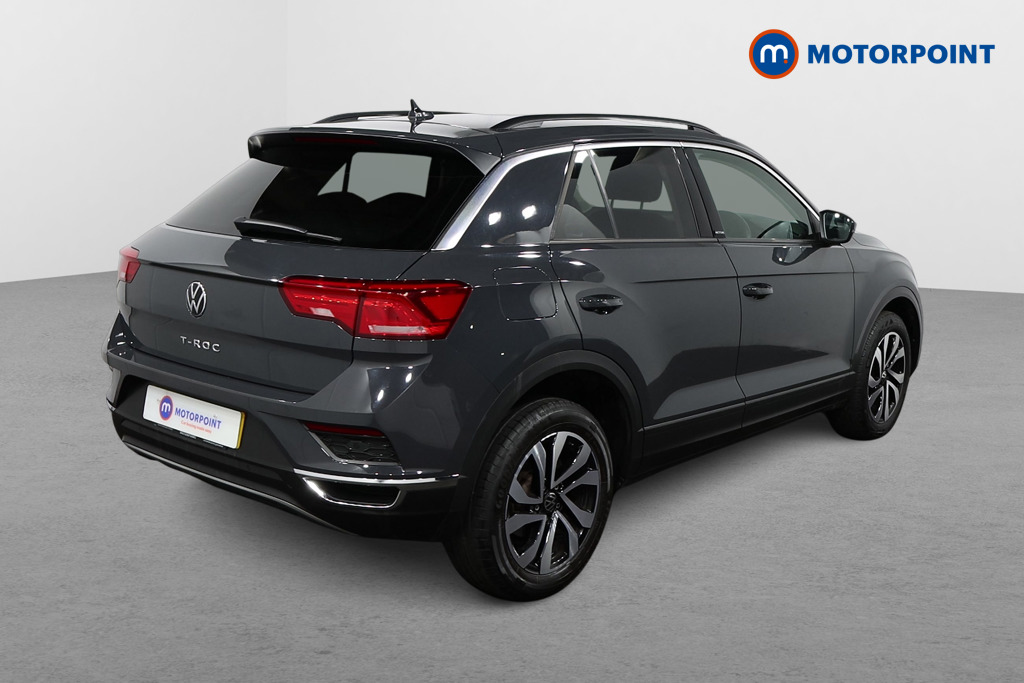 Volkswagen T-Roc Active Manual Petrol SUV - Stock Number (1519935) - Drivers side rear corner