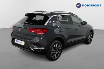 Volkswagen T-Roc Active Manual Petrol SUV - Stock Number (1519935) - Drivers side rear corner