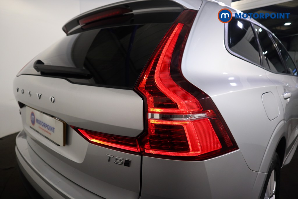 Volvo Xc60 Momentum Automatic Petrol SUV - Stock Number (1517806) - 23rd supplementary image