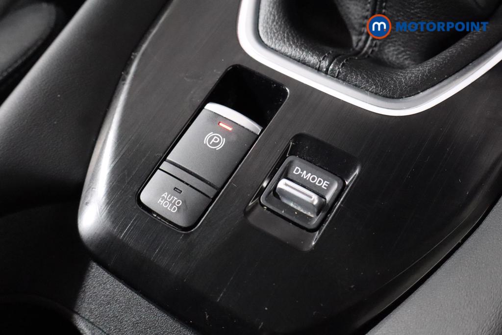 Nissan Qashqai N-Connecta Manual Petrol SUV - Stock Number (1518066) - 18th supplementary image