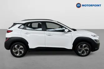 Hyundai Kona Se Connect Automatic Petrol-Electric Hybrid SUV - Stock Number (1518900) - Drivers side