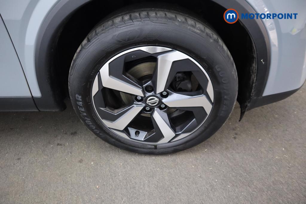 Nissan Qashqai N-Connecta Manual Petrol SUV - Stock Number (1519331) - 21st supplementary image