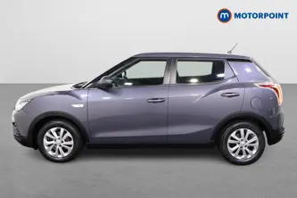 Ssangyong Tivoli EX Manual Petrol SUV - Stock Number (1520600) - Passenger side