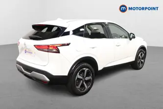 Nissan Qashqai N-Connecta Manual Petrol SUV - Stock Number (1513372) - Drivers side rear corner