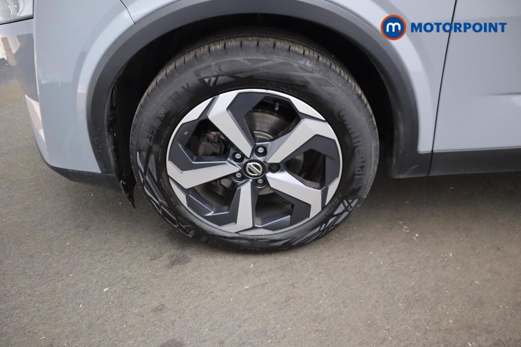 Nissan Qashqai N-Connecta Manual Petrol SUV - Stock Number (1514271) - 24th supplementary image