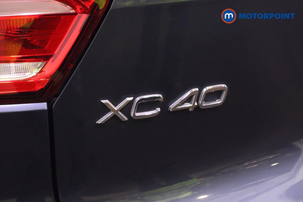 Volvo Xc40 Momentum Manual Petrol SUV - Stock Number (1514536) - 33rd supplementary image